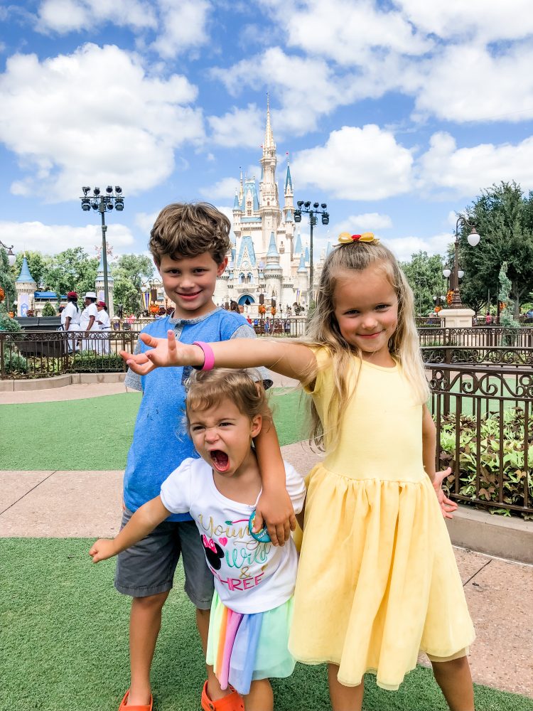 8 Tips for Celebrating Birthdays at Magic Kingdom - Date Your State