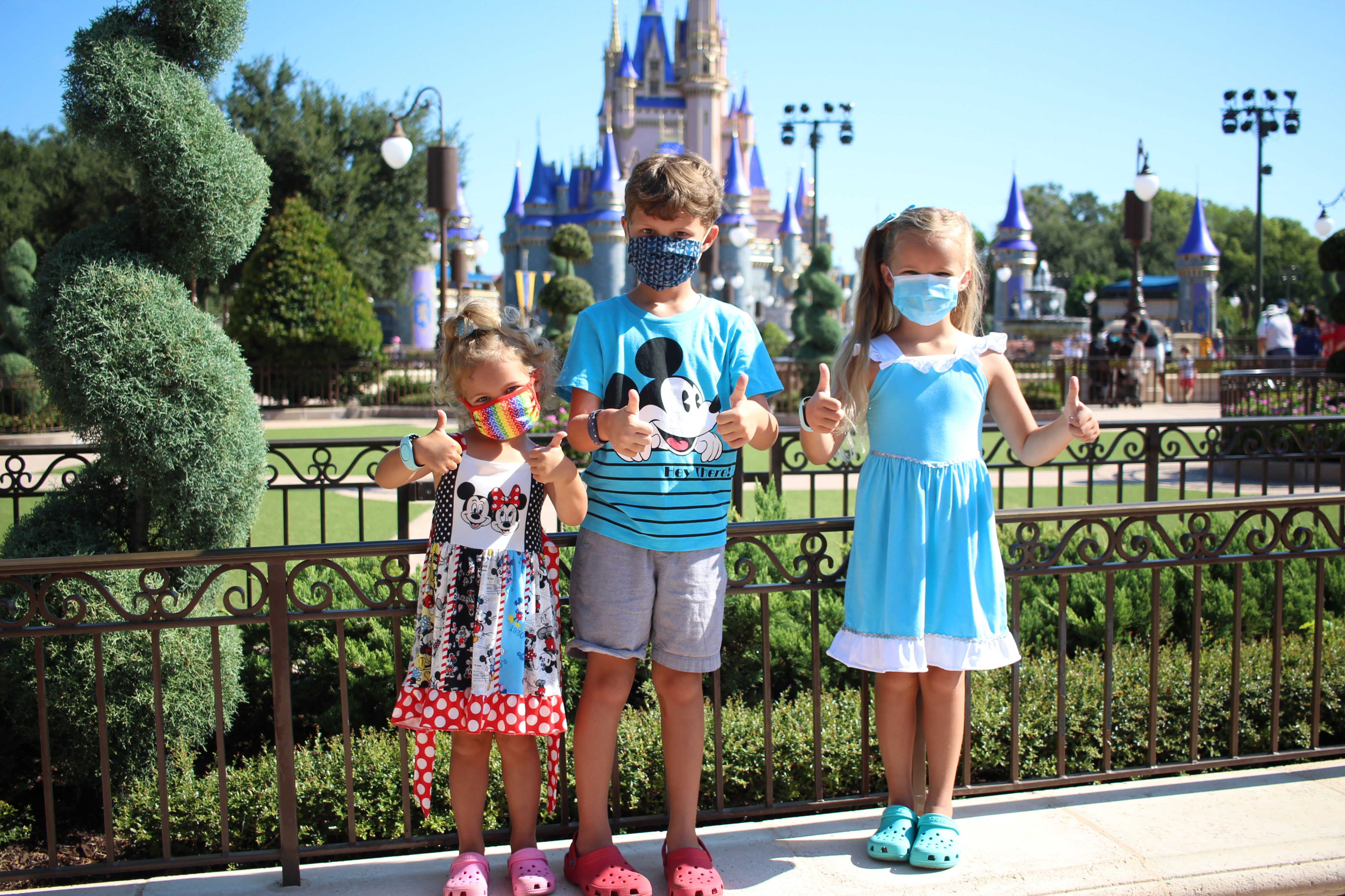 Mask Wearing at Magic Kingdom, Disney World 
